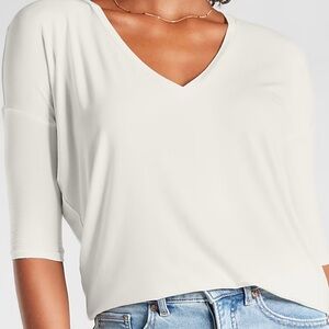 Express Off-White V-Neck Long Sleeve Tee